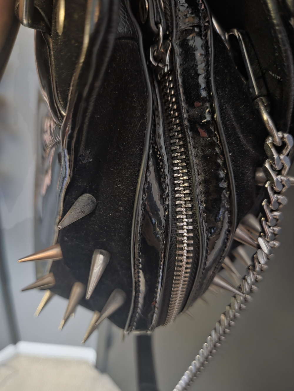 Black Friday Handbag - Picture 6 of 8